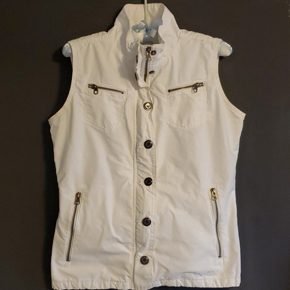 Cabela's Vest